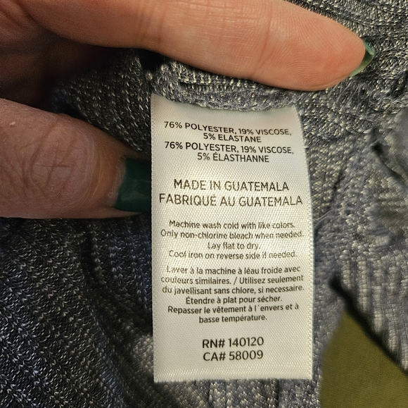 NWT Women's Stella & Dot Steel Blue Asymmetrical Ribbed Wrap V-neck Knit - Picture 3 of 4